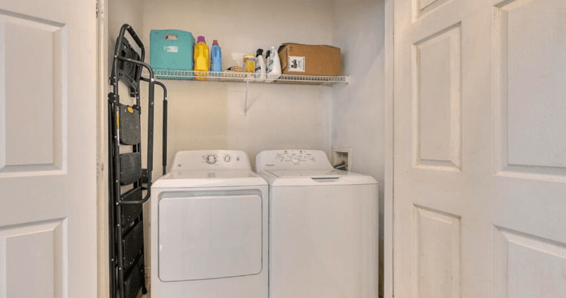 Jacksonville Single Room: 7990 baymeadows rd E