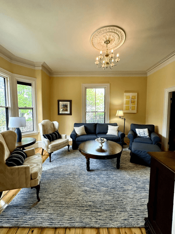 East Boothbay House: 236 Ocean Point Rd