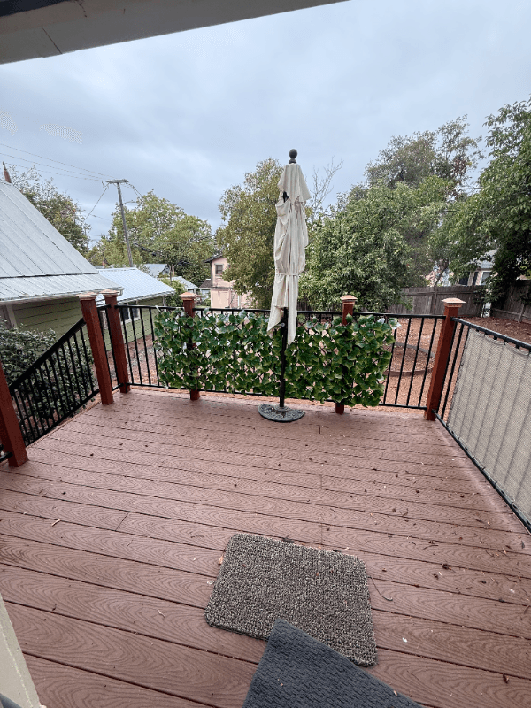 Auburn Townhome: 172 Orange St