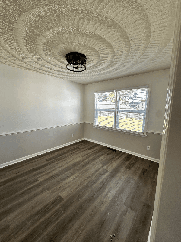CHESAPEAKE House: 508 CROWN CRESCENT