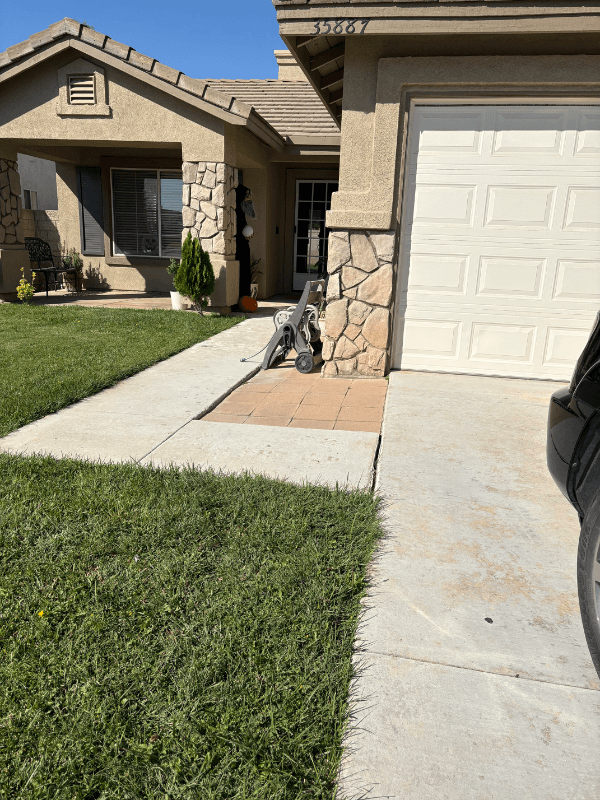 Winchester Single Room: 35887 Lourdes Drive