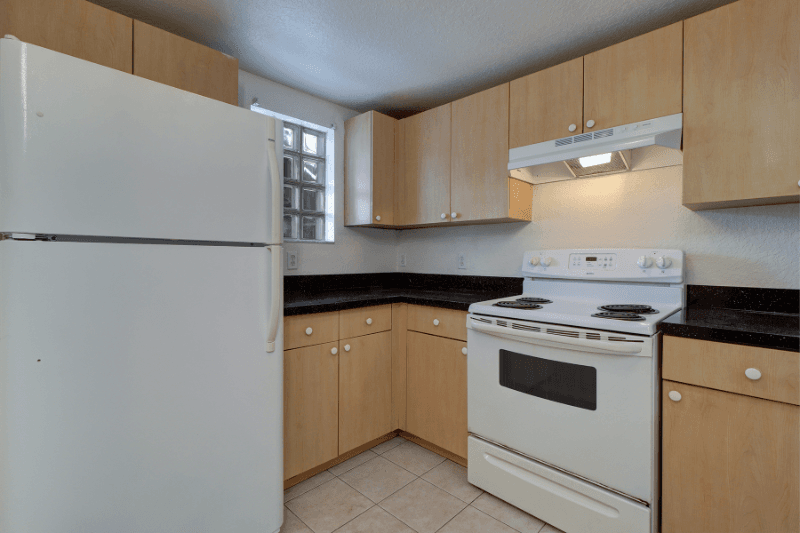 St Petersburg Apartment: 2675 50th Ave N.