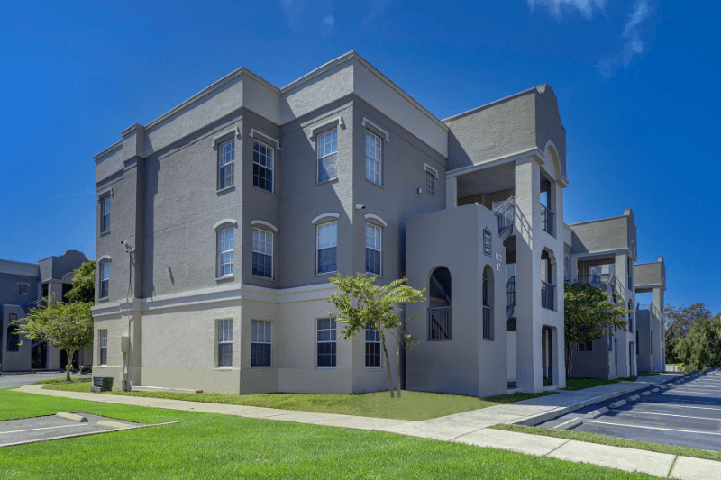 St Petersburg Apartment: 4301 28th ST N