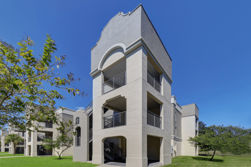 St Petersburg Apartment: 4301 28th ST N