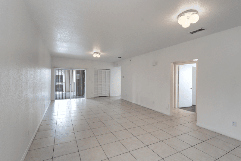 St Petersburg Apartment: 4301 28th ST N