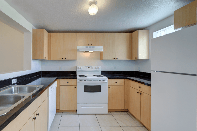 St Petersburg Apartment: 4301 28th ST N