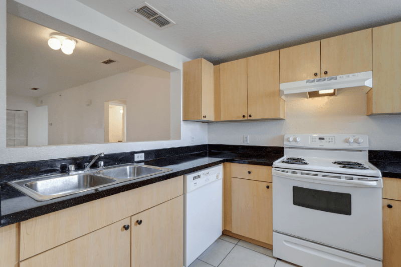 St Petersburg Apartment: 4301 28th ST N