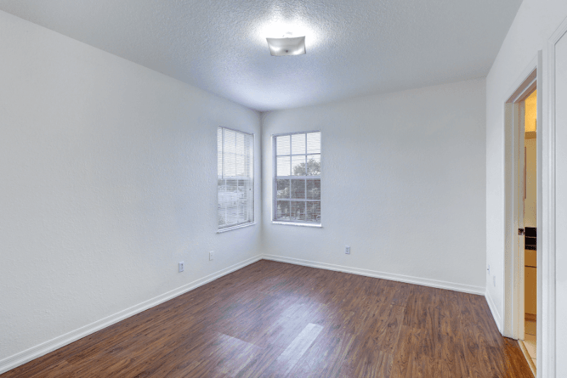 St Petersburg Apartment: 4301 28th ST N
