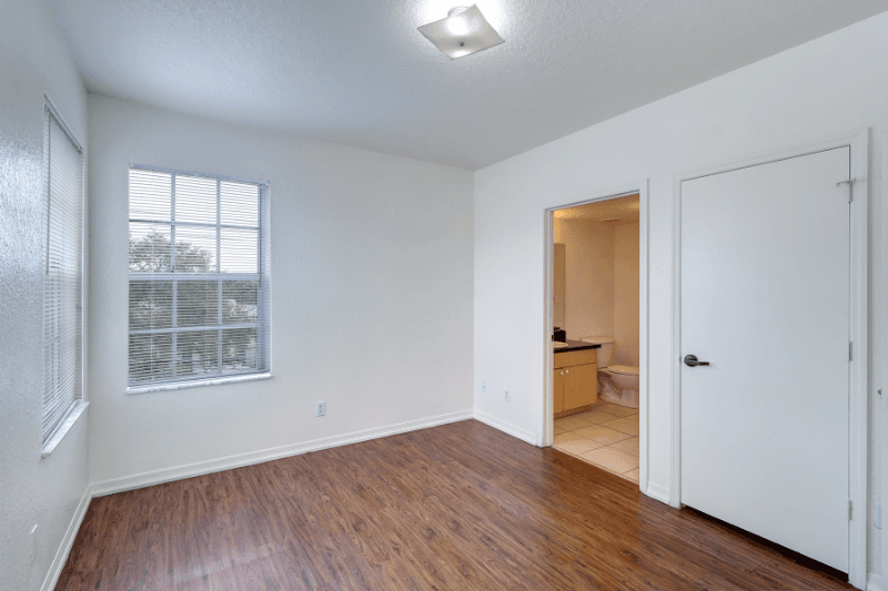 St Petersburg Apartment: 4301 28th ST N
