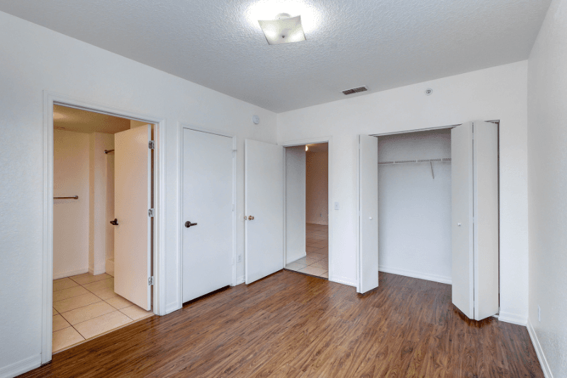 St Petersburg Apartment: 4301 28th ST N