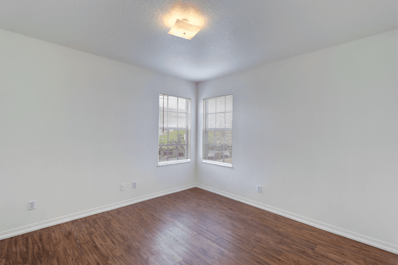 St Petersburg Apartment: 4301 28th ST N