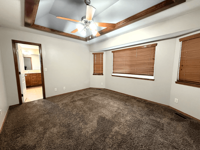 Andover House: 340 N Pitchers Court