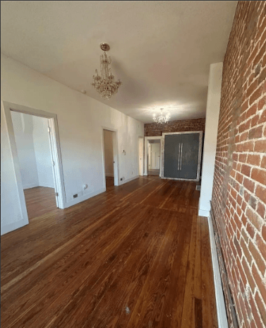 Denver House: 418 W 43rd Ave