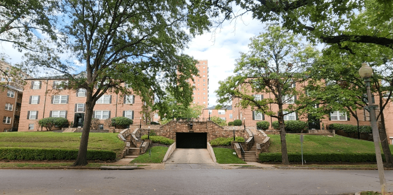 Clayton Apartment: 803 Westwood Dr