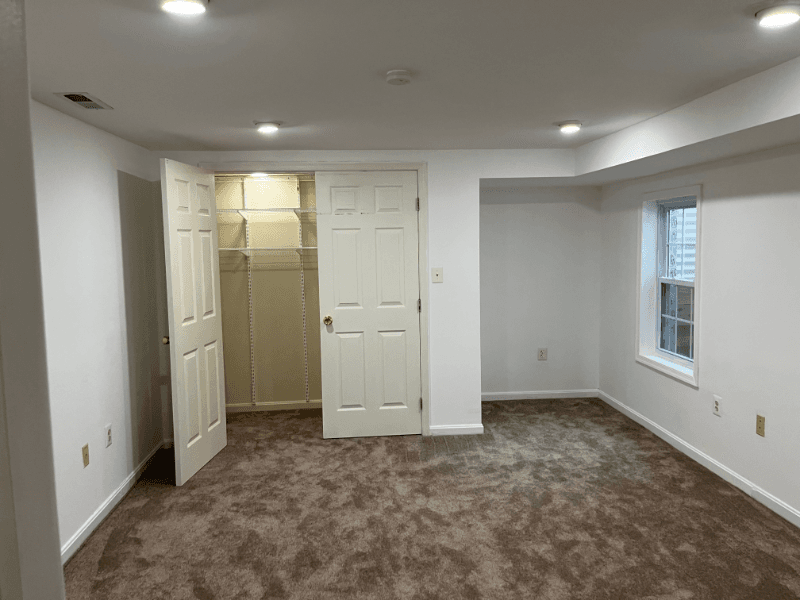 Dumfries Single Room: 15997 Kensington Pl
