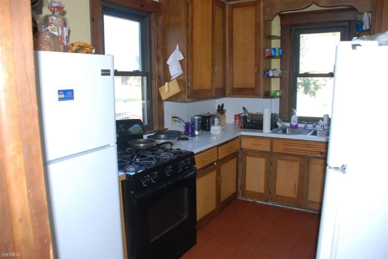 Ann Arbor House: 502 Elm St