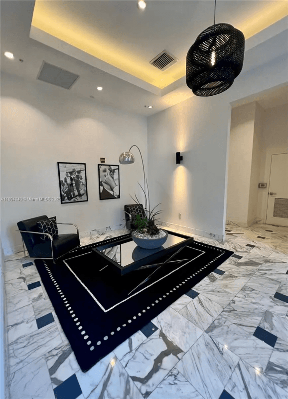Miami Condo: 2275 Biscayne Blvd Apt 905