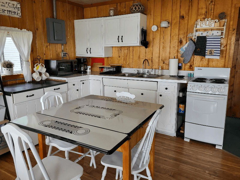 Bellaire House: 293 Sumac Ln.