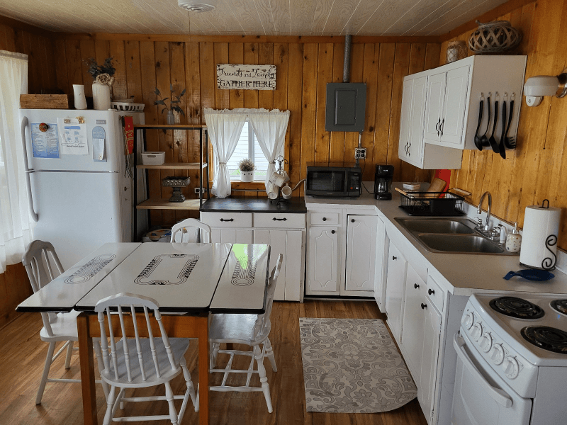 Bellaire House: 293 Sumac Ln.