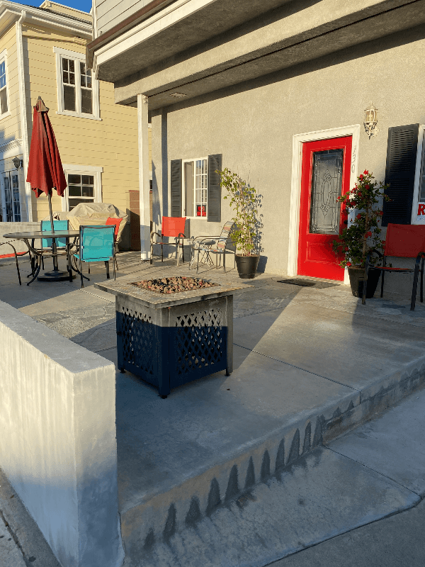 Newport beach Condo: 130 47 th st