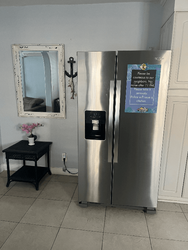 Newport beach Condo: 130 47 th st