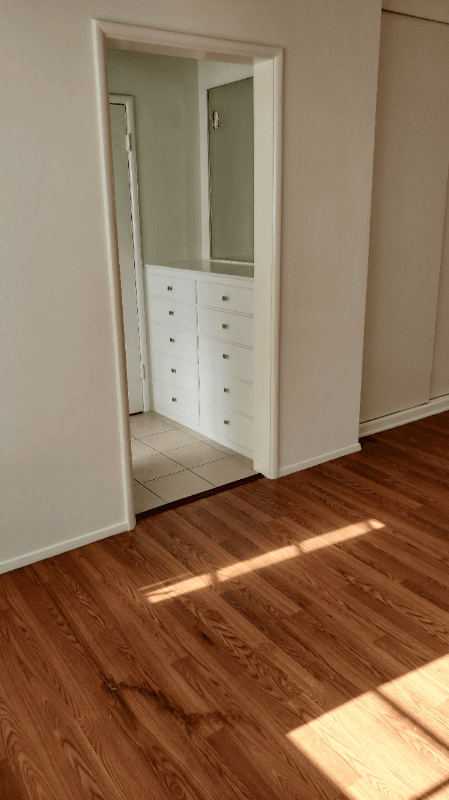 Manhattan Beach Apartment: 1150 Manhattan Beach Blvd #6