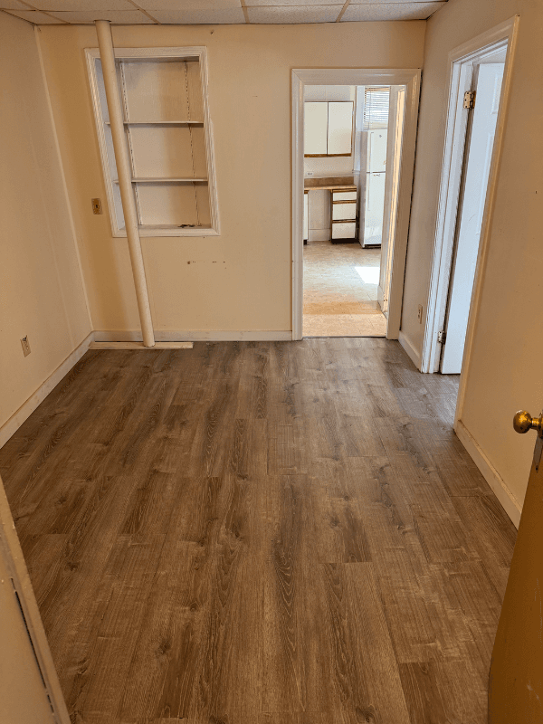 Hyannis Apartment: 215 Main St