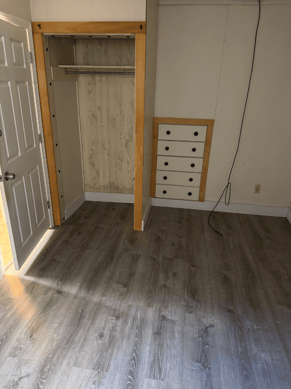 Hyannis Apartment: 215 Main St