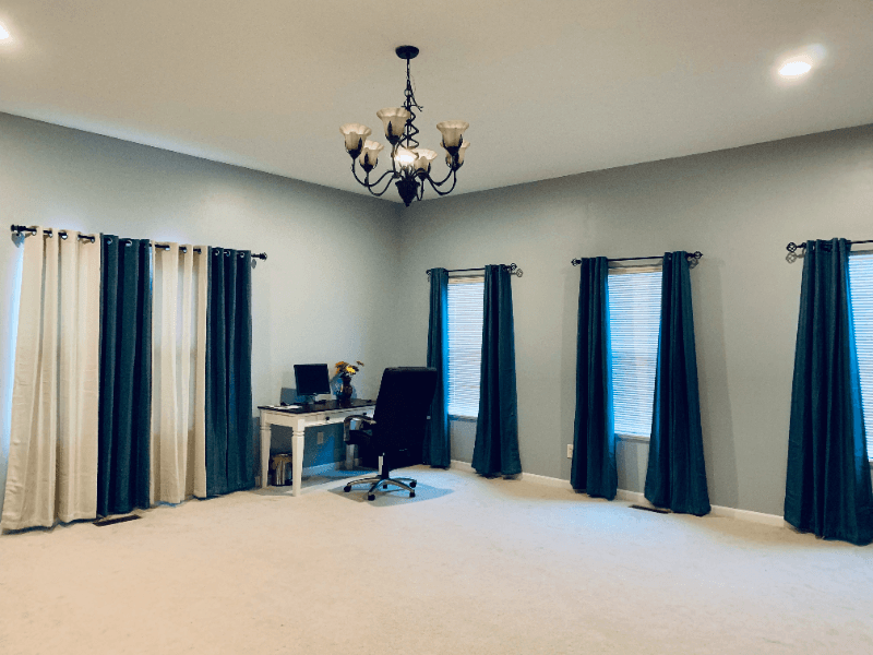 Dublin House: 7619 Mill Springs Dr