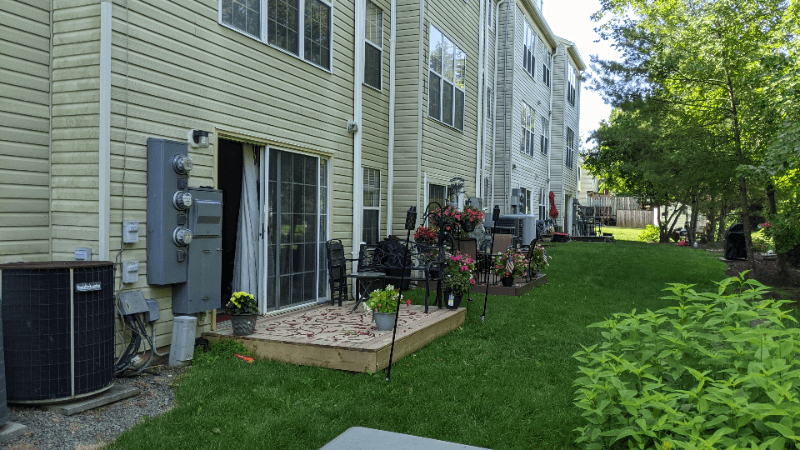 Leesburg Condo: 1002 Foxhunt Ter NE