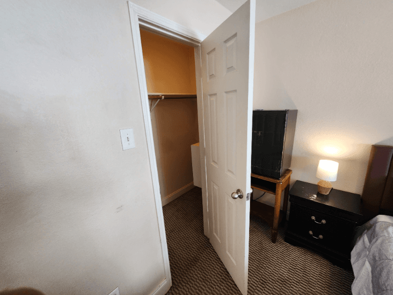 Richardson Single Room: 5611 Aberdeen Drive
