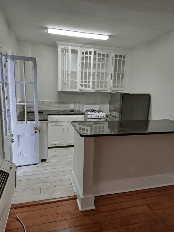 New Orleans Apartment: 514 Madison Street