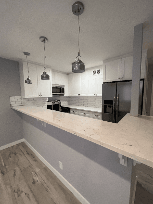 Los Angeles Apartment: 11669 Chenault St