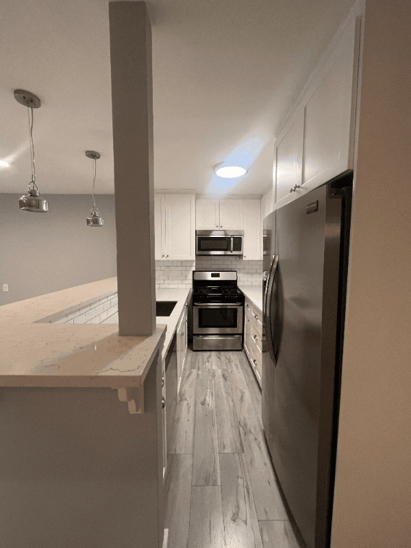 Los Angeles Apartment: 11669 Chenault St