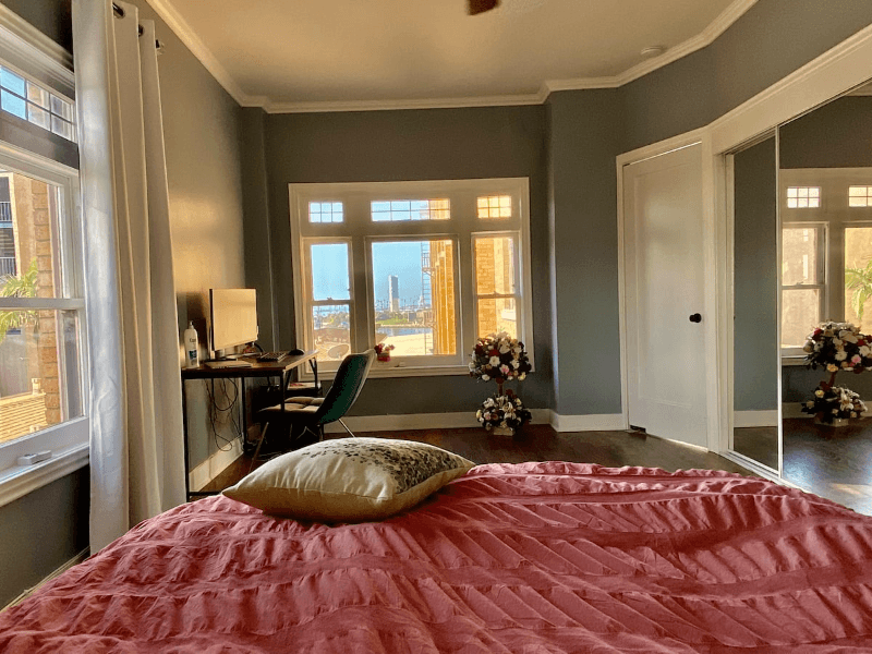 Long Beach Condo: 1030 E Ocean Blv