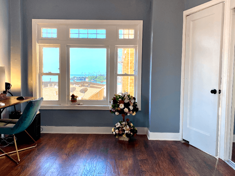 Long Beach Condo: 1030 E Ocean Blv