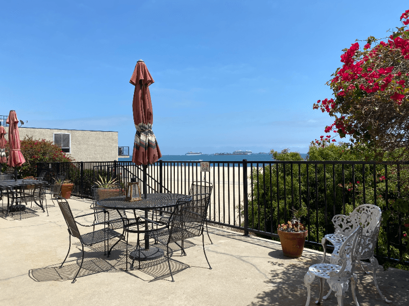 Long Beach Condo: 1030 E Ocean Blv