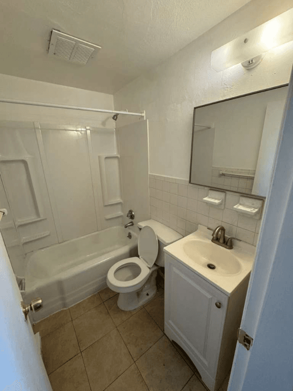 SPRINGFIELD Apartment: 50 STEVENS ST