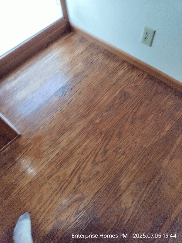 West Lafayette House: 424B Dodge St