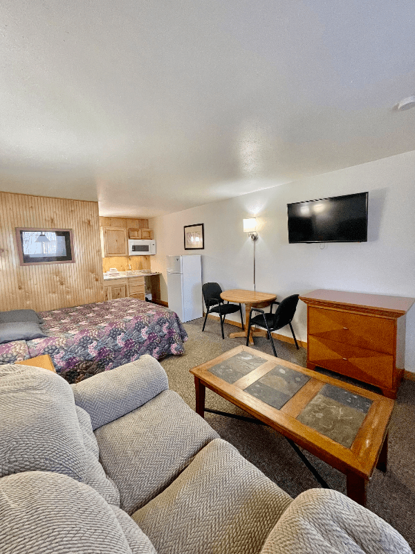 Rapid City Apartment: 102 N Maple Ave 30