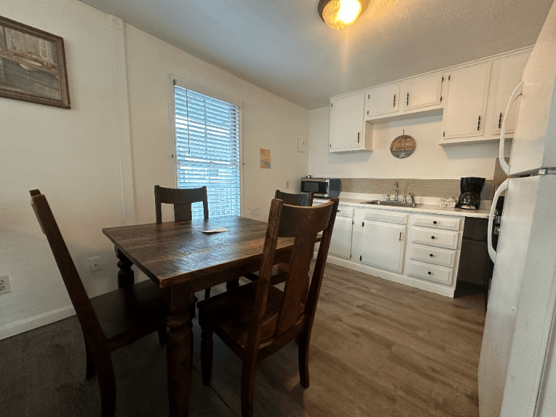 Hampton Apartment: 21 M Street