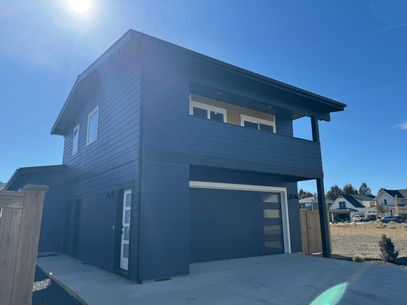Bend Multiplex: 20513 SE Dorset Pl