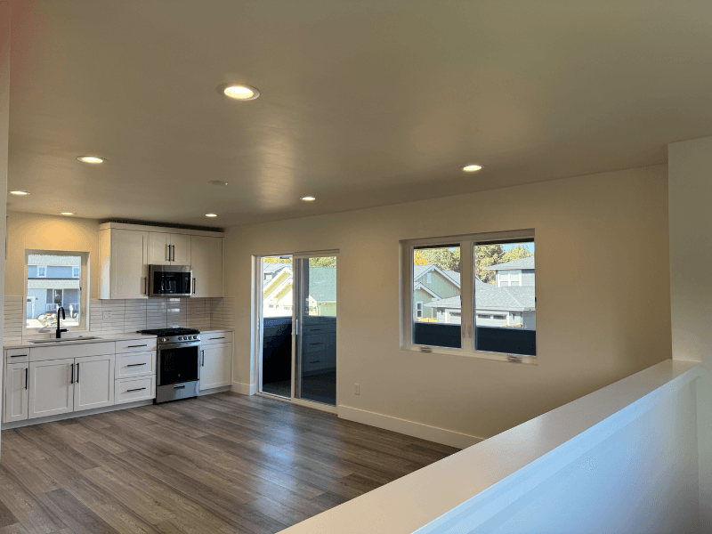 Bend Multiplex: 20513 SE Dorset Pl