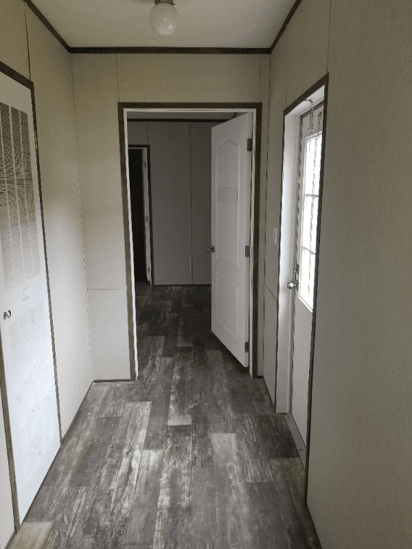 Madison House: 1000 Pine Tree Cir