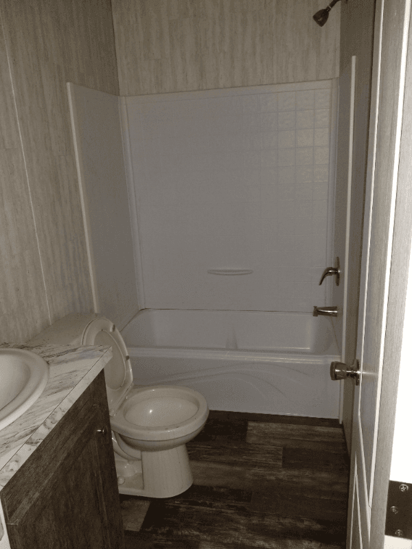 Madison House: 1000 Pine Tree Cir