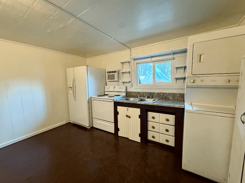 Big Sandy Multiplex: 132 Lindsey RD