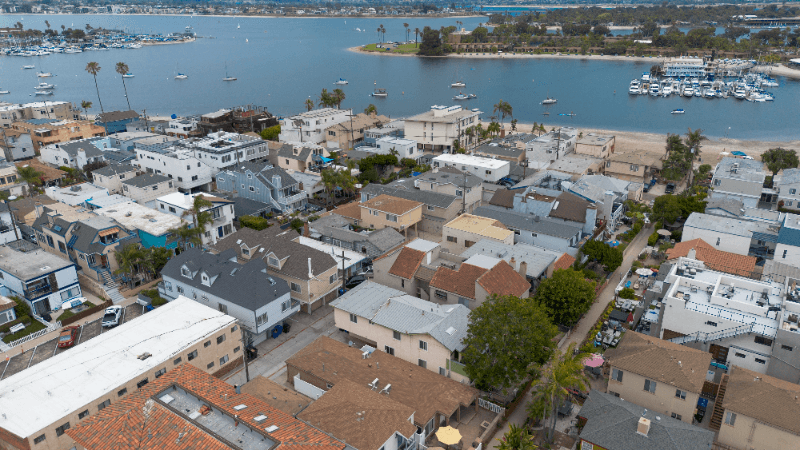 San Diego Multiplex: 822 Island Ct