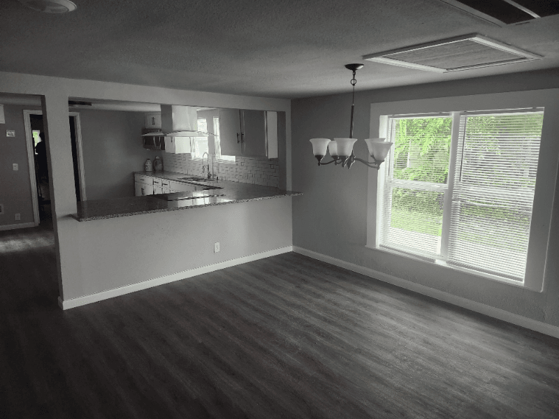 Sherman Apartment: 601 North Grand Avenue