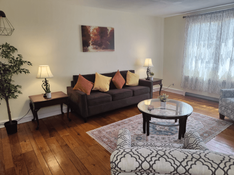 Philadelphia Single Room: 5043 Copley Road