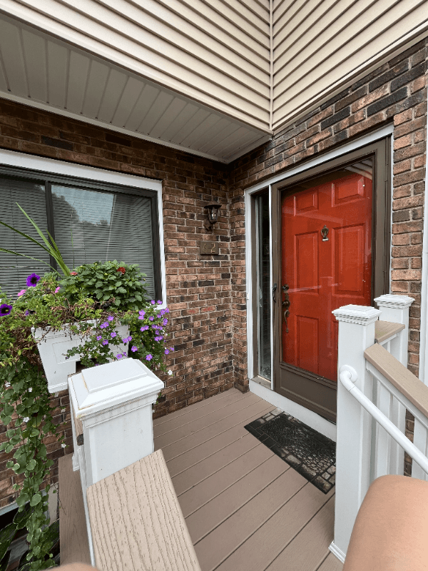 Newington Condo: 62 Fox Run Court